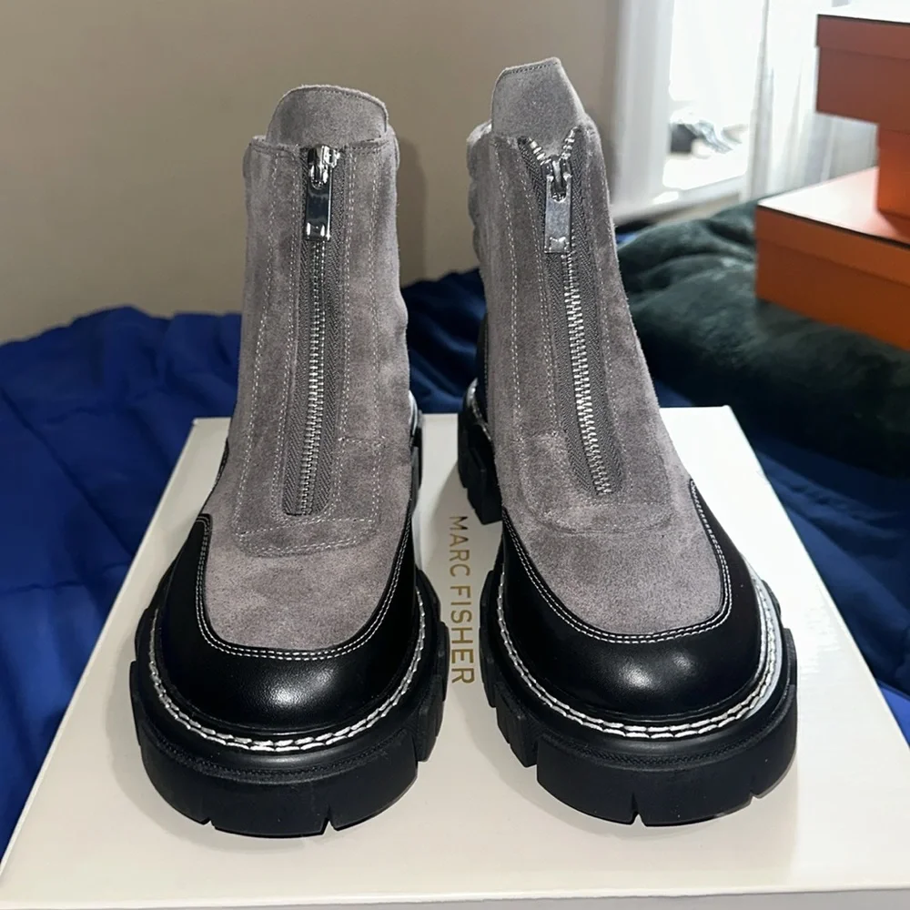 Marc Fisher Ltd - Picture 2 of 4